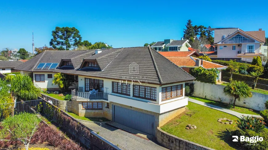 Foto 1 de Casa com 4 Quartos à venda, 631m² em Vista Alegre, Curitiba