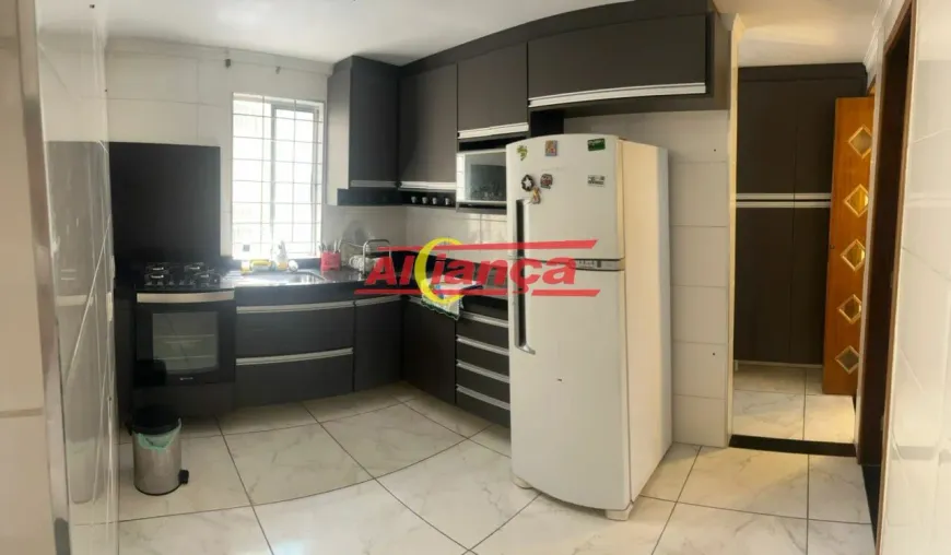 Foto 1 de Apartamento com 2 Quartos à venda, 46m² em Conjunto Residencial José Bonifácio, São Paulo