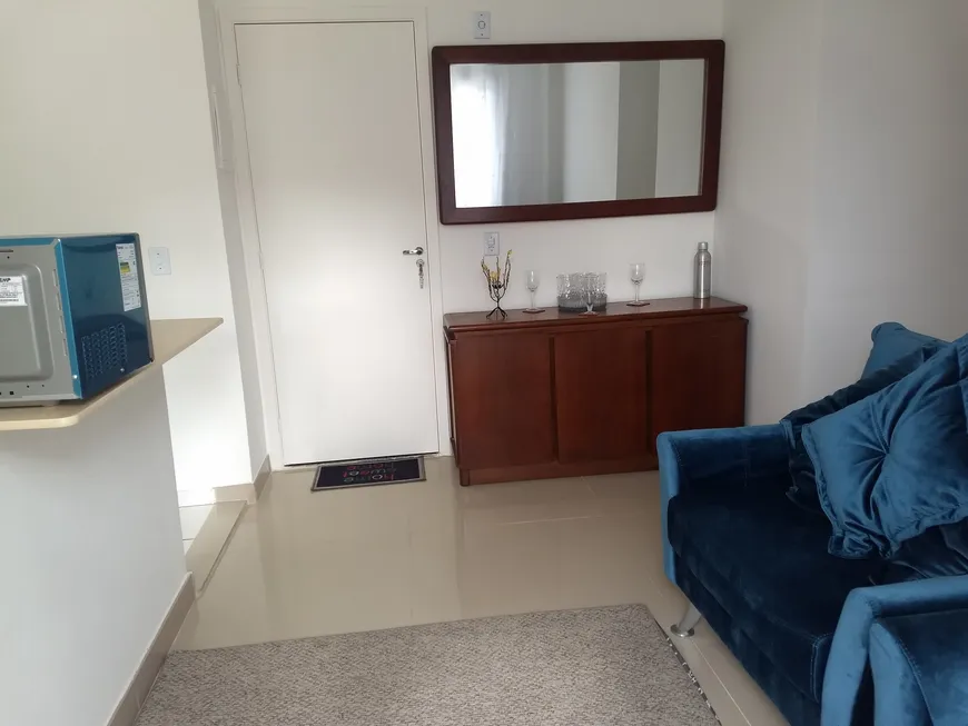 Foto 1 de Apartamento com 2 Quartos à venda, 48m² em Jardim Ísis, Cotia