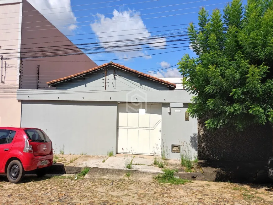 Foto 1 de Casa com 3 Quartos para alugar, 250m² em Tabuleta, Teresina