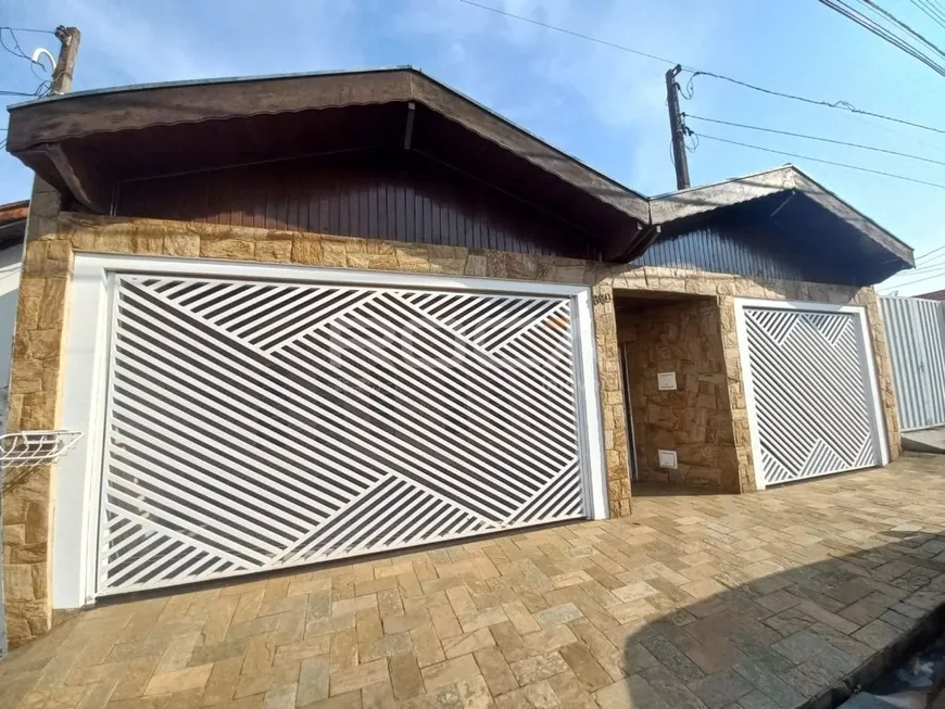 Foto 1 de Casa com 3 Quartos à venda, 276m² em Vila Prado, São Carlos