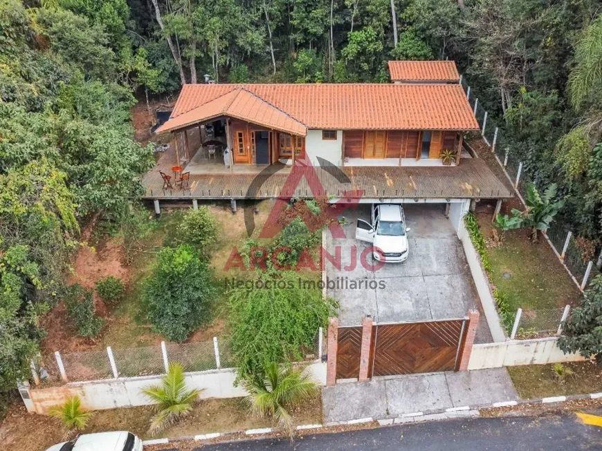Foto 1 de Casa com 3 Quartos à venda, 319m² em Caraguata, Mairiporã