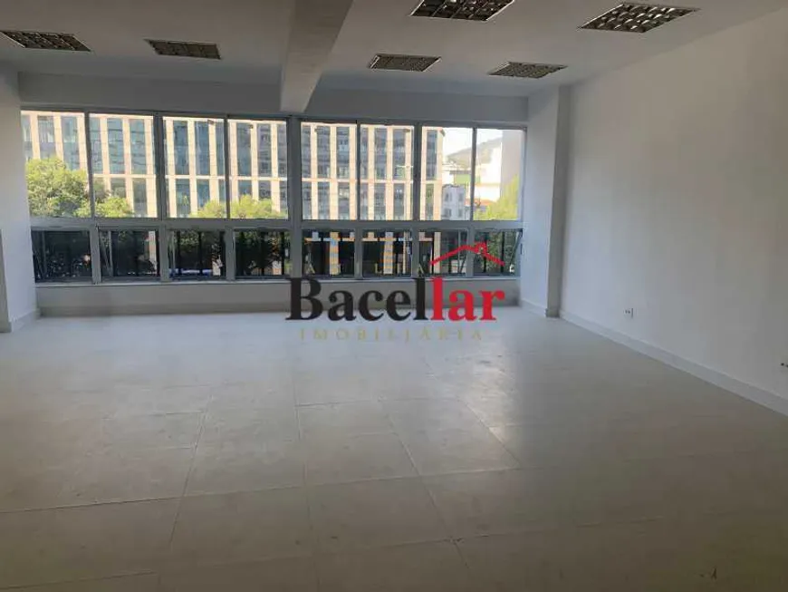 Foto 1 de Sala Comercial para alugar, 250m² em Centro, Rio de Janeiro