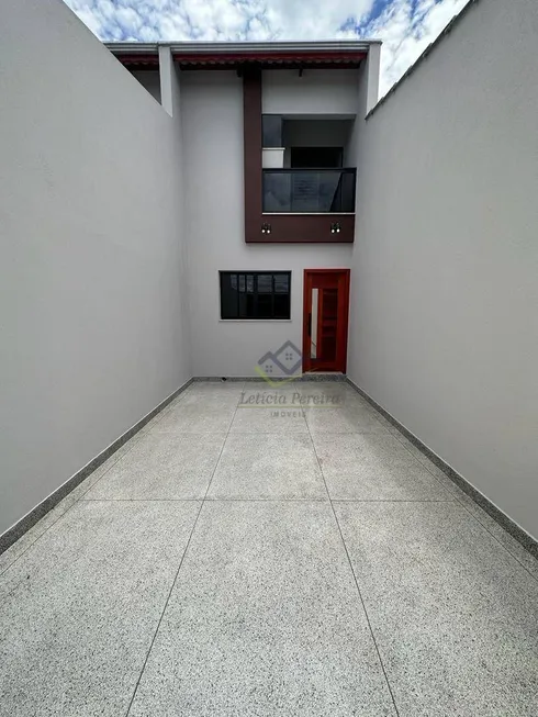 Foto 1 de Sobrado com 2 Quartos à venda, 72m² em Jardim Rio Negro, Itaquaquecetuba