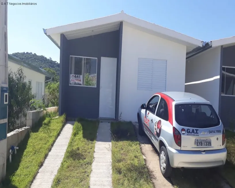 Foto 1 de Casa de Condomínio com 2 Quartos à venda, 46m² em Brigadeiro Tobias, Sorocaba