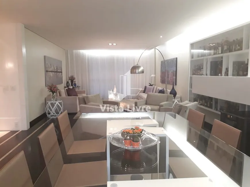 Foto 1 de Apartamento com 3 Quartos à venda, 250m² em Planalto Paulista, São Paulo