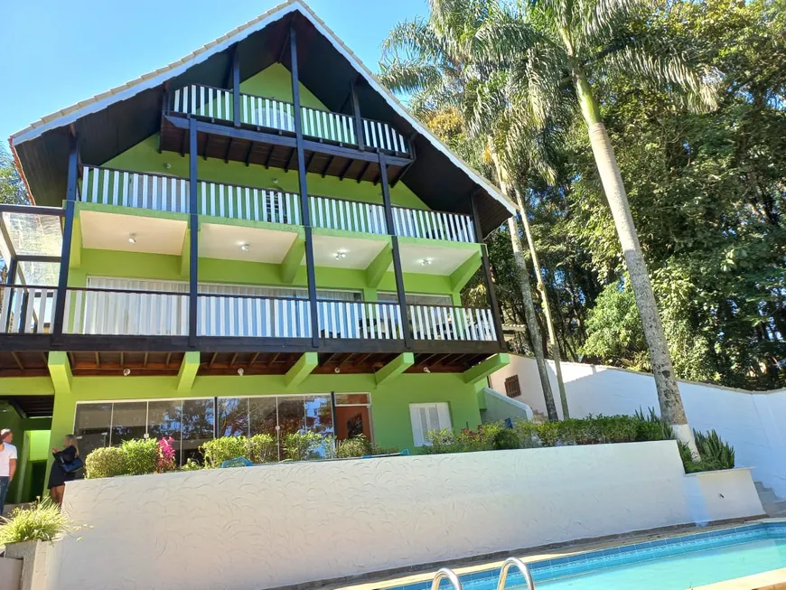 Foto 1 de Casa de Condomínio com 6 Quartos à venda, 500m² em Serra da Cantareira, Mairiporã