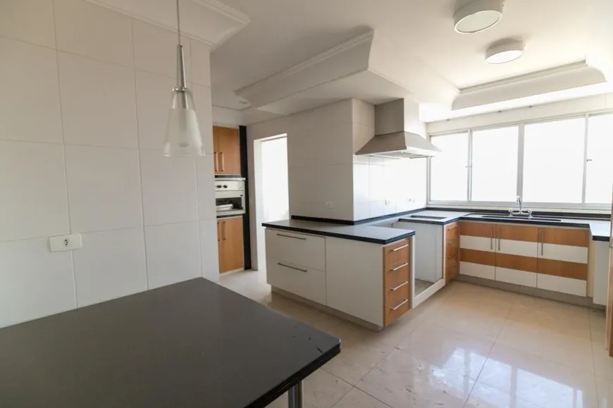 Foto 1 de Apartamento com 4 Quartos à venda, 297m² em Alto da Glória, Curitiba