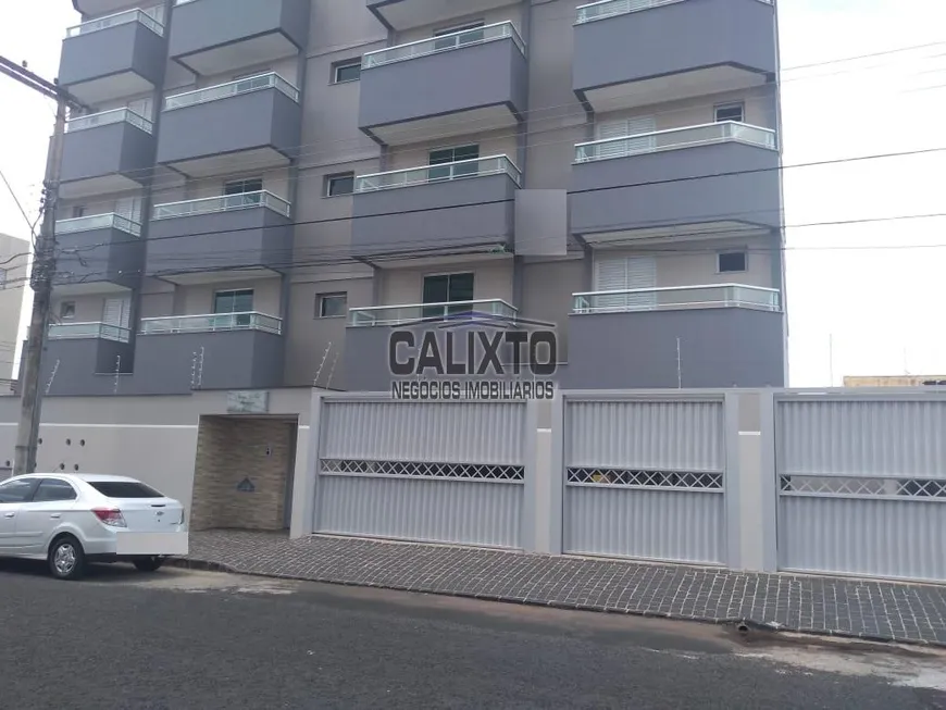 Foto 1 de Apartamento com 3 Quartos à venda, 100m² em Brasil, Uberlândia