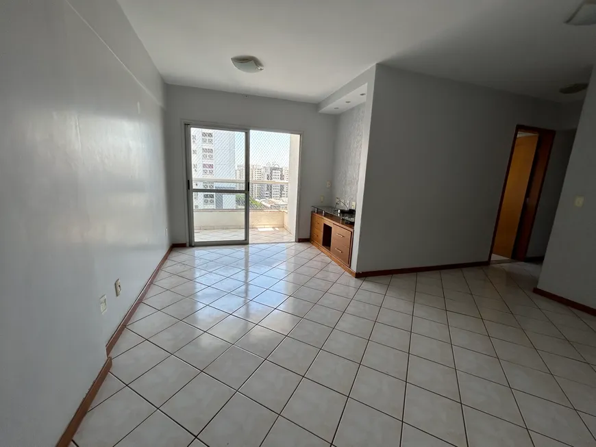 Foto 1 de Apartamento com 3 Quartos à venda, 80m² em Residencial Eldorado, Goiânia