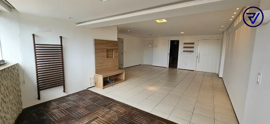 Foto 1 de Apartamento com 3 Quartos à venda, 150m² em Meireles, Fortaleza