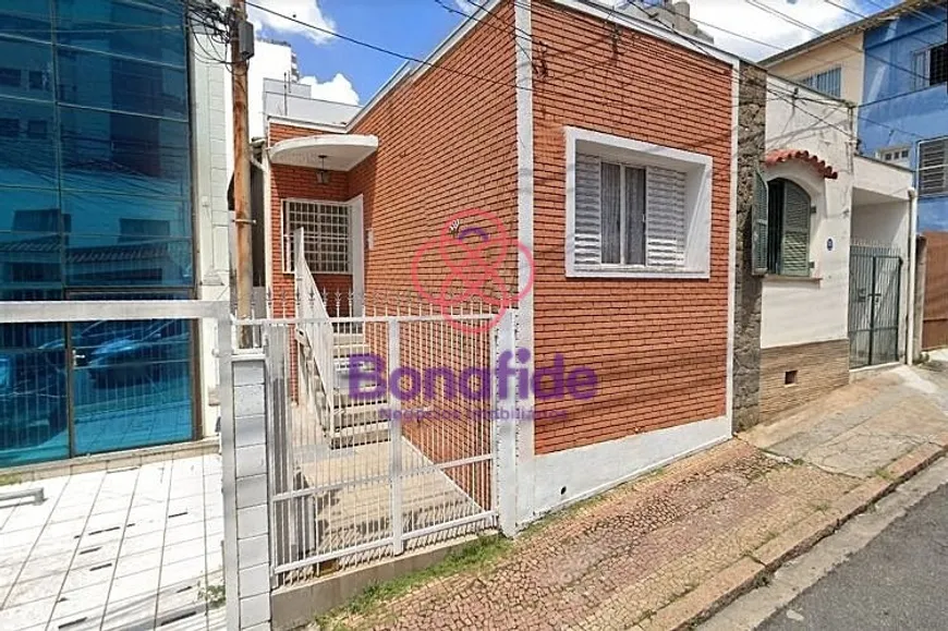 Foto 1 de Casa com 2 Quartos à venda, 71m² em Centro, Jundiaí