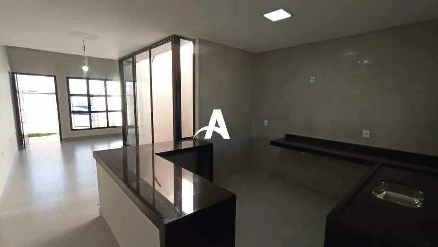 Foto 1 de Casa com 3 Quartos à venda, 162m² em Shopping Park, Uberlândia