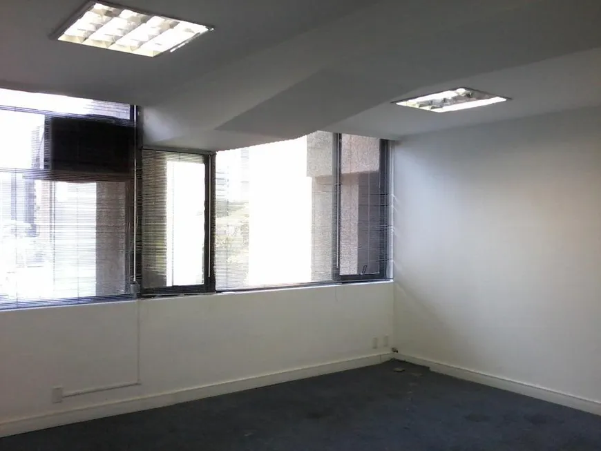 Foto 1 de Sala Comercial para alugar, 212m² em Cidade Monções, São Paulo