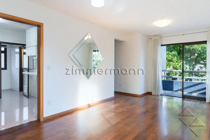 Foto 1 de Apartamento com 3 Quartos à venda, 96m² em Vila Romana, São Paulo