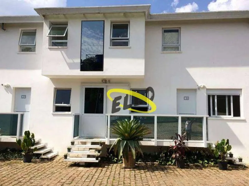 Foto 1 de Apartamento com 1 Quarto para alugar, 30m² em Granja Viana, Cotia