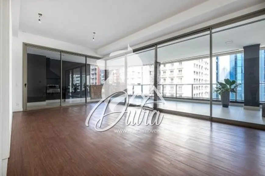 Foto 1 de Apartamento com 4 Quartos à venda, 270m² em Jardim Paulista, São Paulo