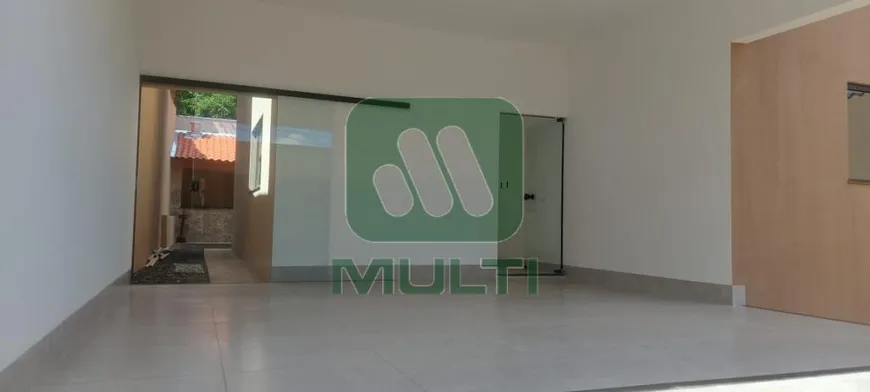 Foto 1 de Casa com 3 Quartos à venda, 152m² em Jardim Brasília, Uberlândia