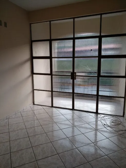 Foto 1 de Apartamento com 3 Quartos à venda, 130m² em Triangulo, Ponte Nova