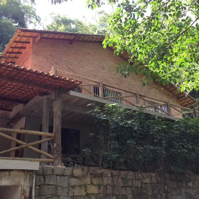 Foto 1 de Casa com 4 Quartos à venda, 1000m² em Garrafão, Guapimirim