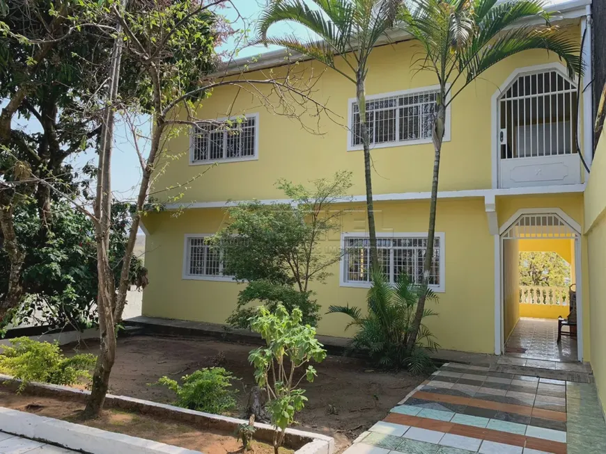 Foto 1 de Fazenda/Sítio com 3 Quartos à venda, 200m² em Chácara Araújo, São José dos Campos