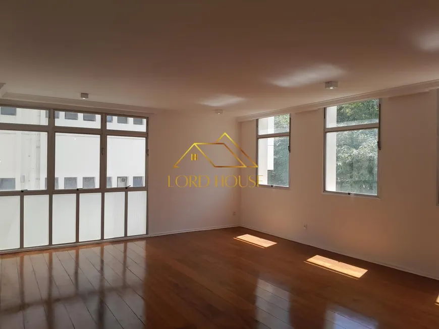 Foto 1 de Apartamento com 3 Quartos para alugar, 300m² em Jardim Paulista, São Paulo