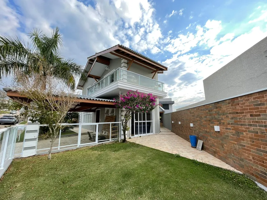 Foto 1 de Casa de Condomínio com 3 Quartos à venda, 190m² em Terras de Atibaia, Atibaia