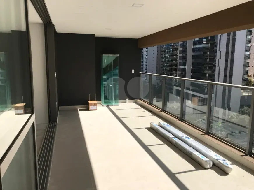 Foto 1 de Apartamento com 3 Quartos à venda, 143m² em Campo Belo, São Paulo