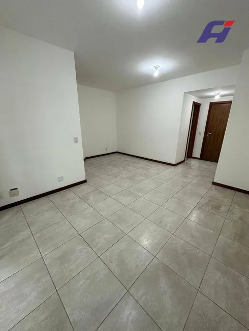 Foto 1 de Apartamento com 4 Quartos à venda, 102m² em Itapuã, Vila Velha