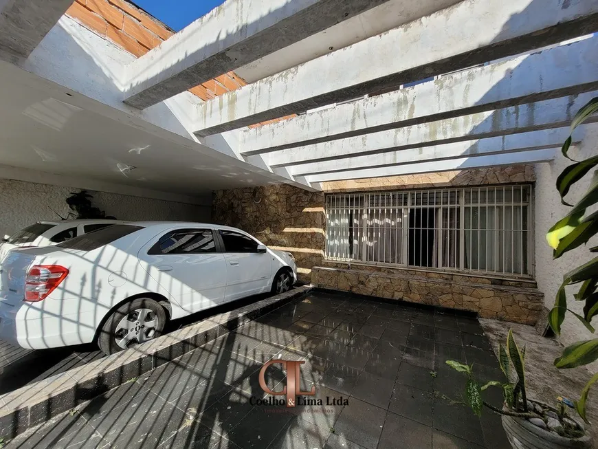 Foto 1 de Casa com 4 Quartos para venda ou aluguel, 250m² em Jardim Aeroporto, São Paulo