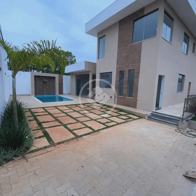 Foto 1 de Casa com 4 Quartos à venda, 135m² em Varzea, Lagoa Santa