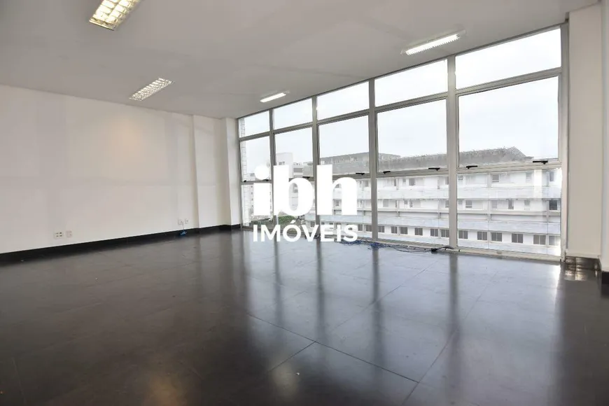 Foto 1 de Sala Comercial para alugar, 155m² em Vale do Sereno, Nova Lima