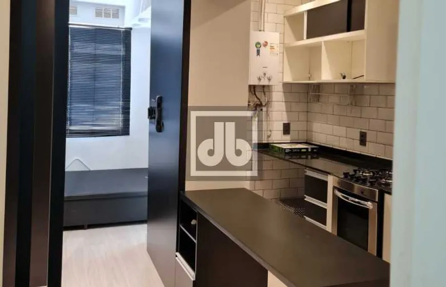 Foto 1 de Apartamento com 1 Quarto à venda, 21m² em Botafogo, Rio de Janeiro