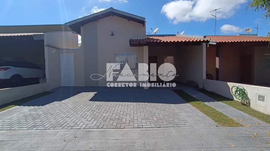 Foto 1 de Casa de Condomínio com 2 Quartos à venda, 125m² em Jardim Marialice, Araraquara