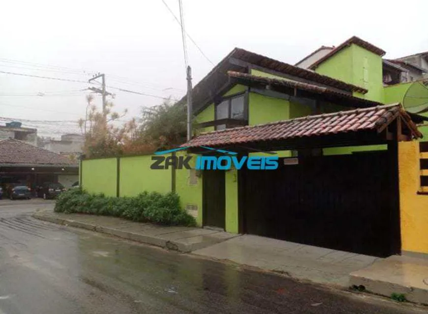 Foto 1 de Casa com 2 Quartos à venda, 160m² em Rocha, São Gonçalo
