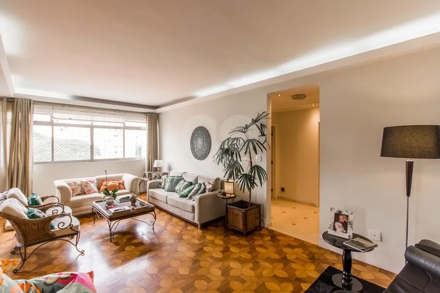 Foto 1 de Apartamento com 3 Quartos à venda, 180m² em Vila Clementino, São Paulo