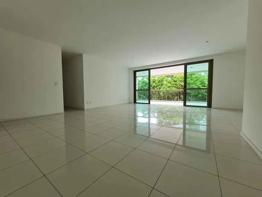 Foto 1 de Apartamento com 4 Quartos à venda, 178m² em Peninsula, Rio de Janeiro