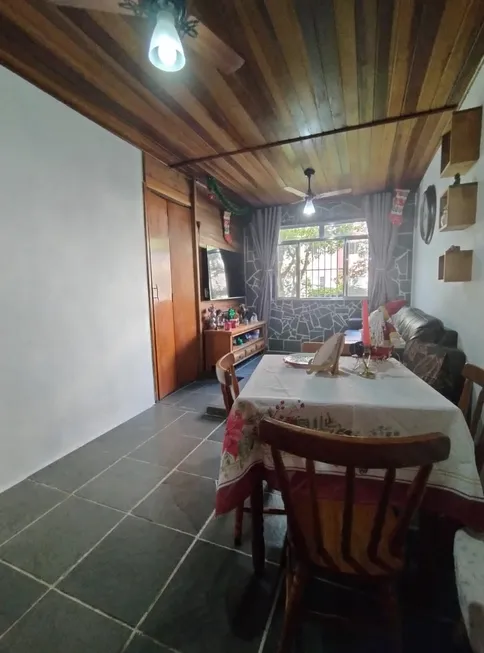 Foto 1 de Apartamento com 2 Quartos à venda, 48m² em Parque Pinheiros, Taboão da Serra