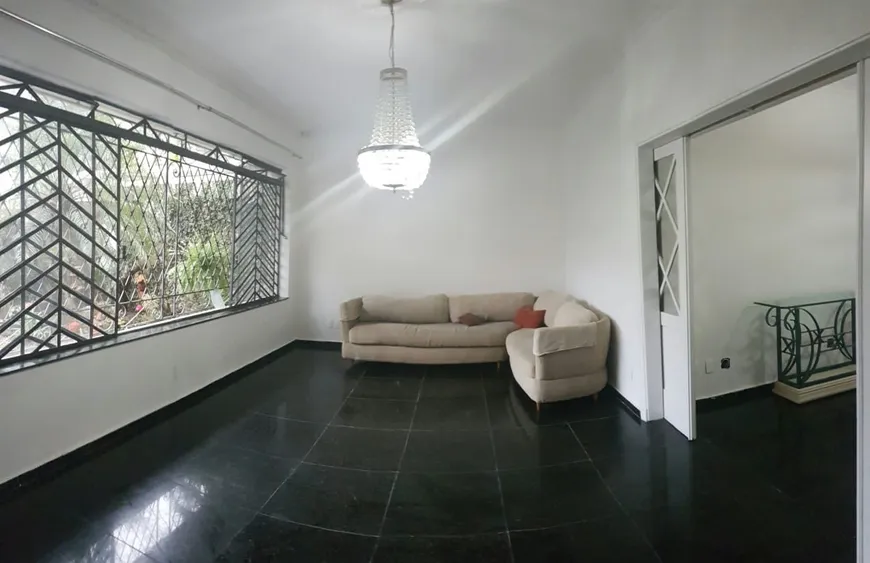 Foto 1 de Casa com 3 Quartos à venda, 179m² em Boqueirão, Santos