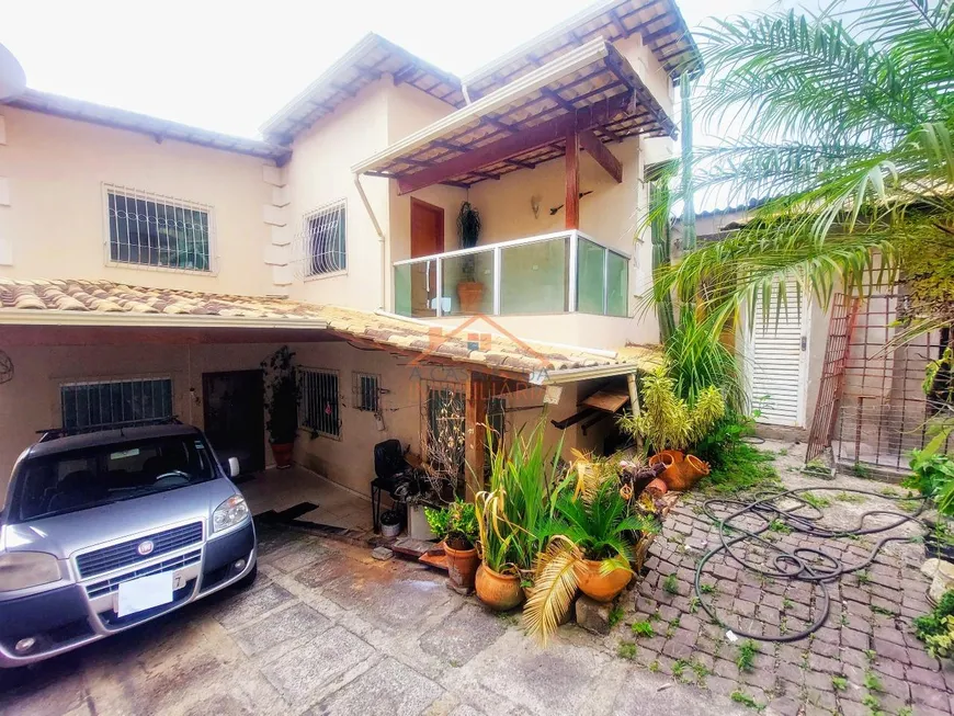 Foto 1 de Casa com 3 Quartos à venda, 180m² em Céu Azul, Belo Horizonte