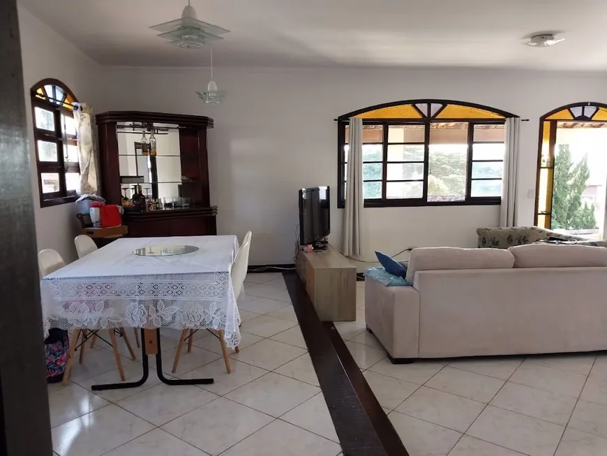 Foto 1 de Casa de Condomínio com 3 Quartos à venda, 268m² em Jardim das Flores, Cotia