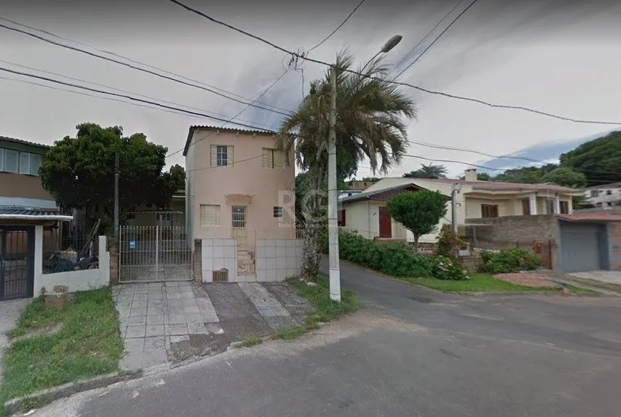 Foto 1 de Sobrado com 2 Quartos à venda, 61m² em Campo Novo, Porto Alegre