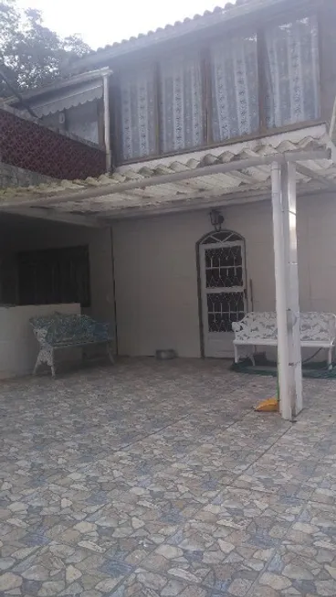 Foto 1 de Casa com 5 Quartos à venda, 180m² em Retiro, Petrópolis