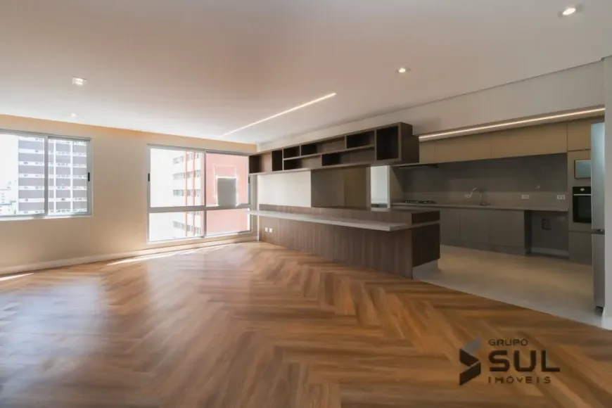 Foto 1 de Apartamento com 2 Quartos à venda, 98m² em Juvevê, Curitiba