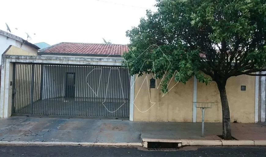 Foto 1 de Casa com 3 Quartos à venda, 193m² em Parque Laranjeiras, Araraquara