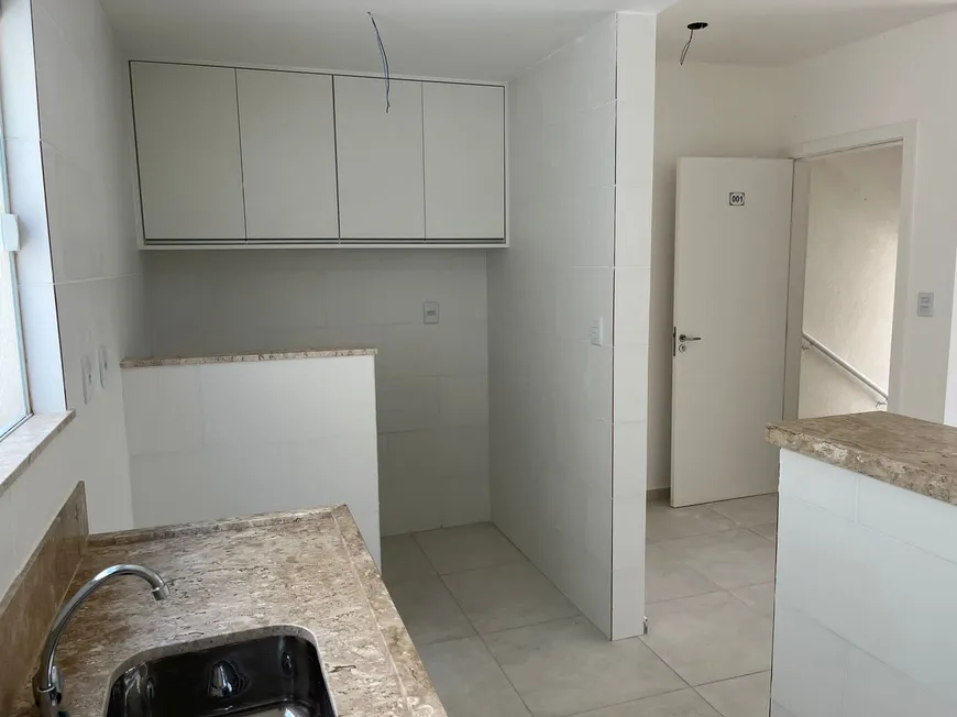 Foto 1 de Apartamento com 2 Quartos para alugar, 72m² em Buraquinho, Lauro de Freitas