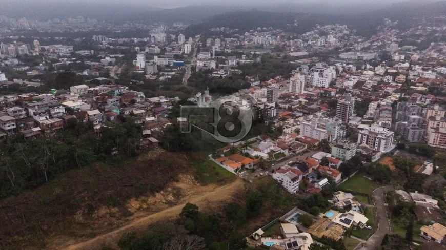 Foto 1 de Lote/Terreno à venda, 22000m² em Carvoeira, Florianópolis