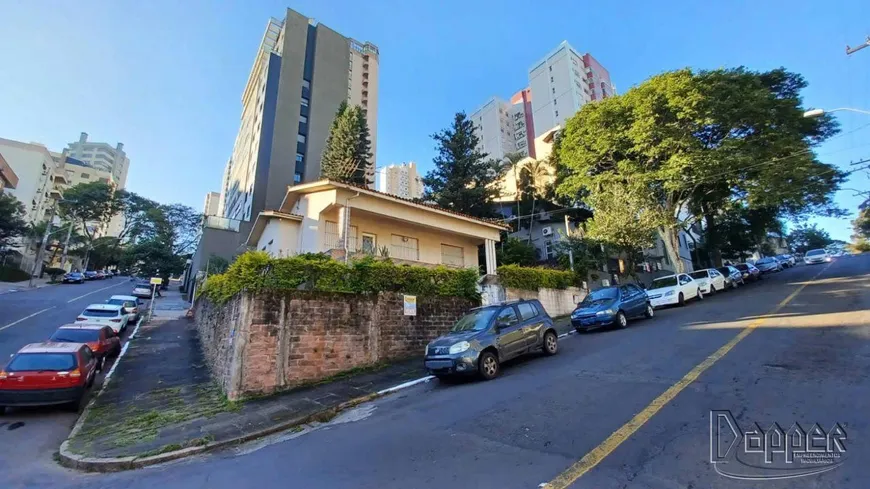 Foto 1 de Casa com 3 Quartos para alugar, 183m² em Centro, Novo Hamburgo