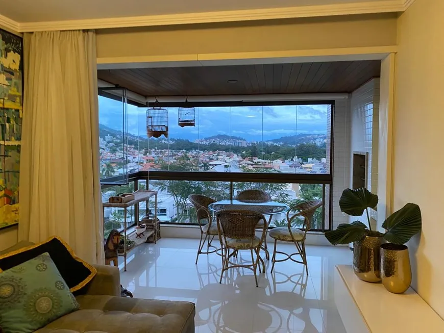 Foto 1 de Apartamento com 3 Quartos à venda, 111m² em Parque São Jorge, Florianópolis