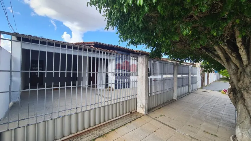 Foto 1 de Casa com 3 Quartos à venda, 450m² em parque getulio vargas, Feira de Santana